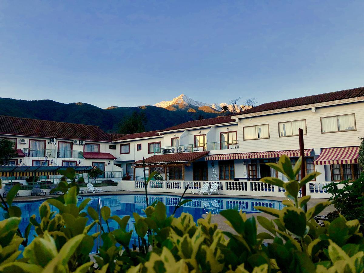 Hotel Resort Piemonte Ojos Buenos ภายนอก รูปภาพ